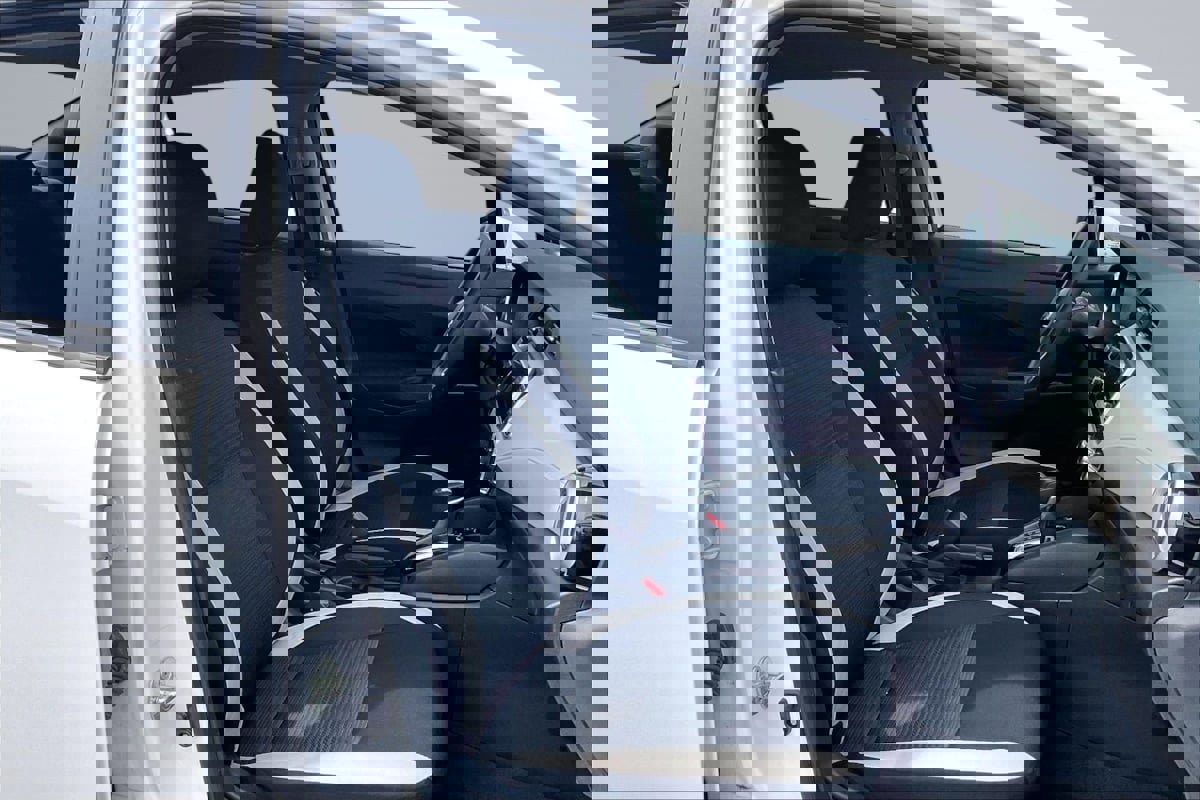 Used 2021 Nissan Versa SV image 7