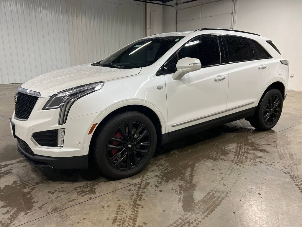 Certified 2023 Cadillac XT5 Sportv w/ Technology Package image 4