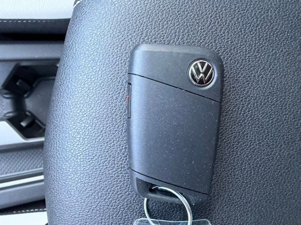 New 2026 Volkswagen Taos SE AWD/4WD image 31