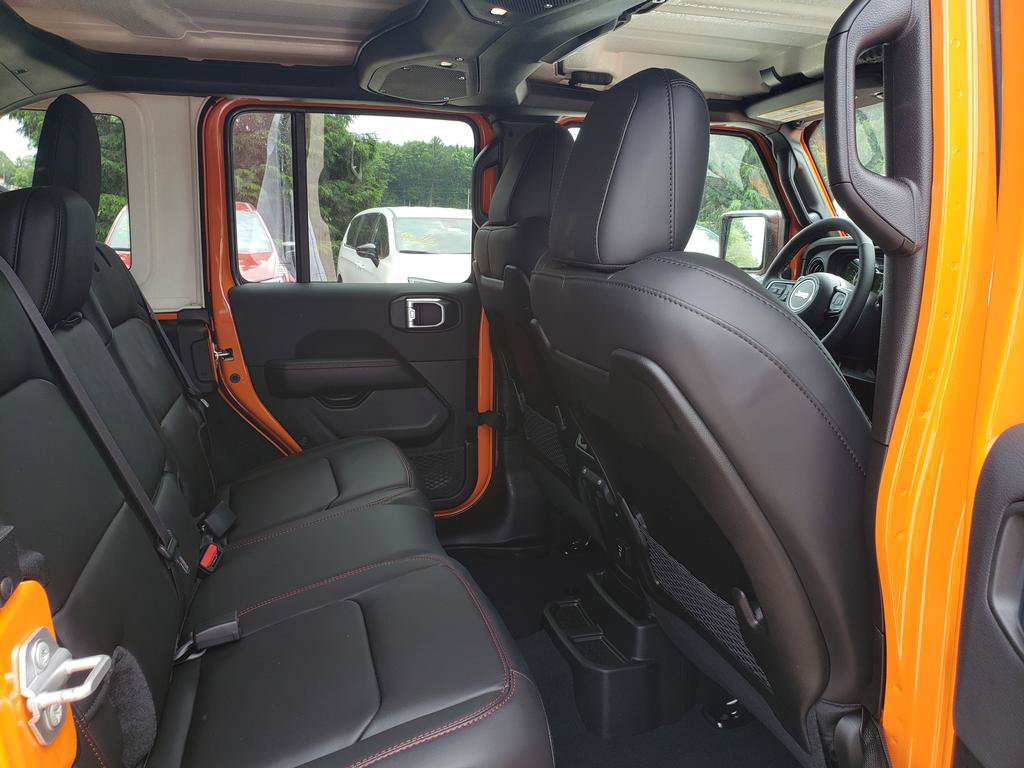 New 2026 Jeep Wrangler Unlimited Rubicon AWD/4WD image 18