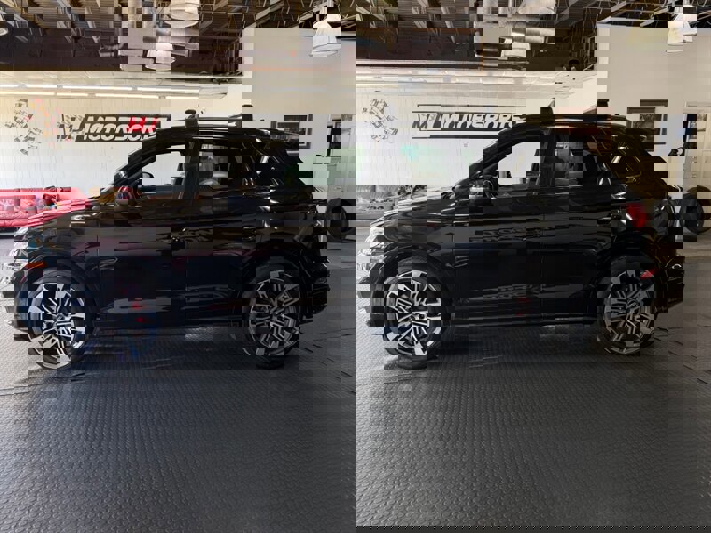 Used 2019 Audi SQ5 Prestige w/ Prestige Package image 6