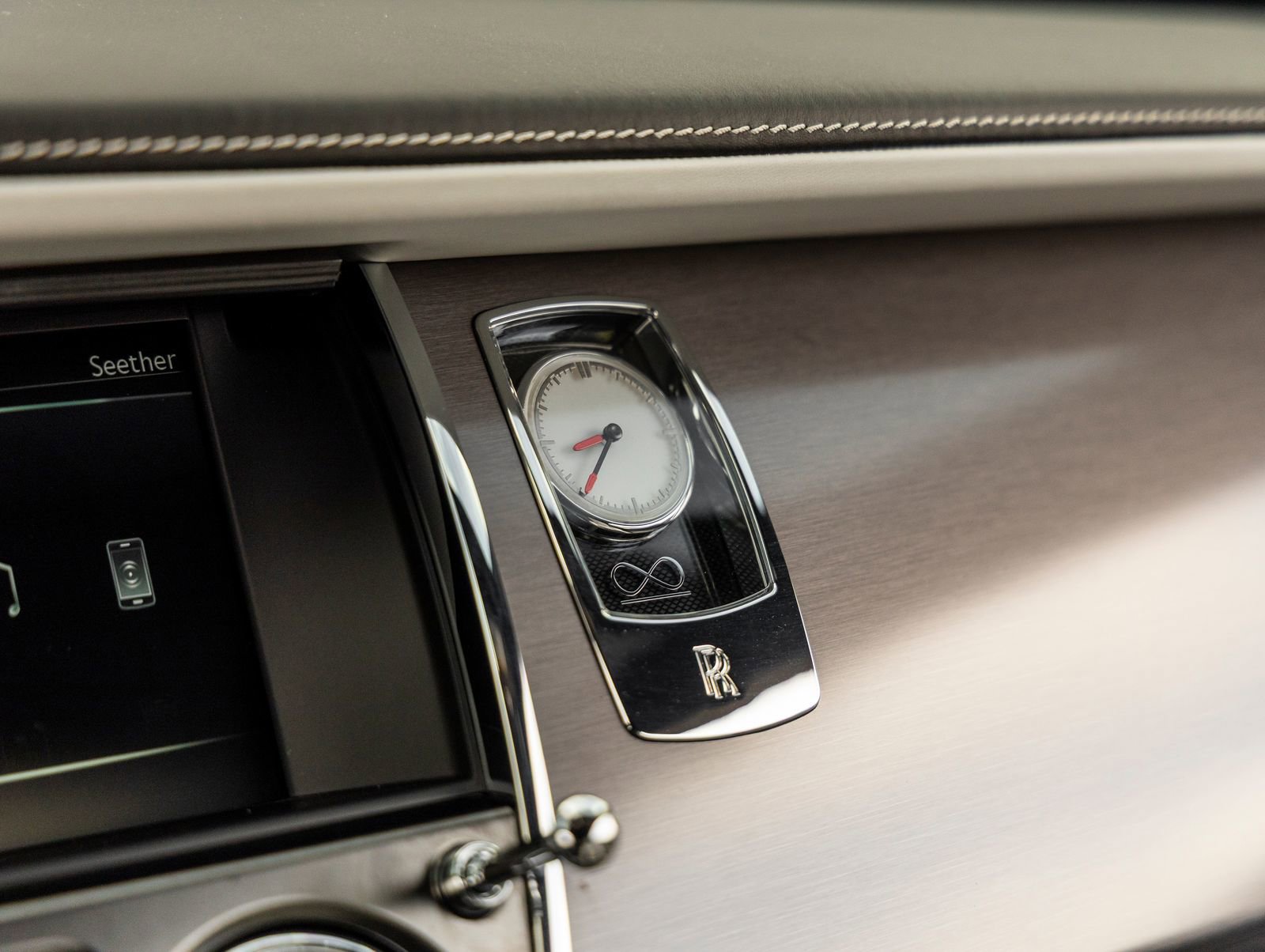 Used 2018 Rolls-Royce Wraith image 44
