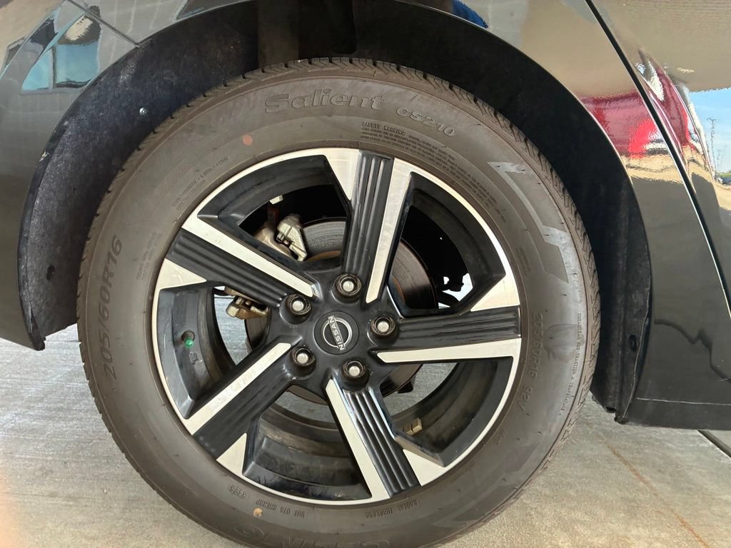 Used 2025 Nissan Sentra SV FWD image 20