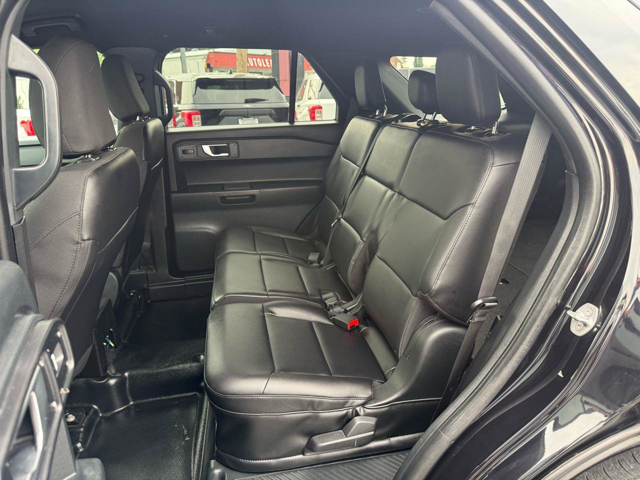 Used 2023 Ford Explorer 4WD Police Interceptor image 4