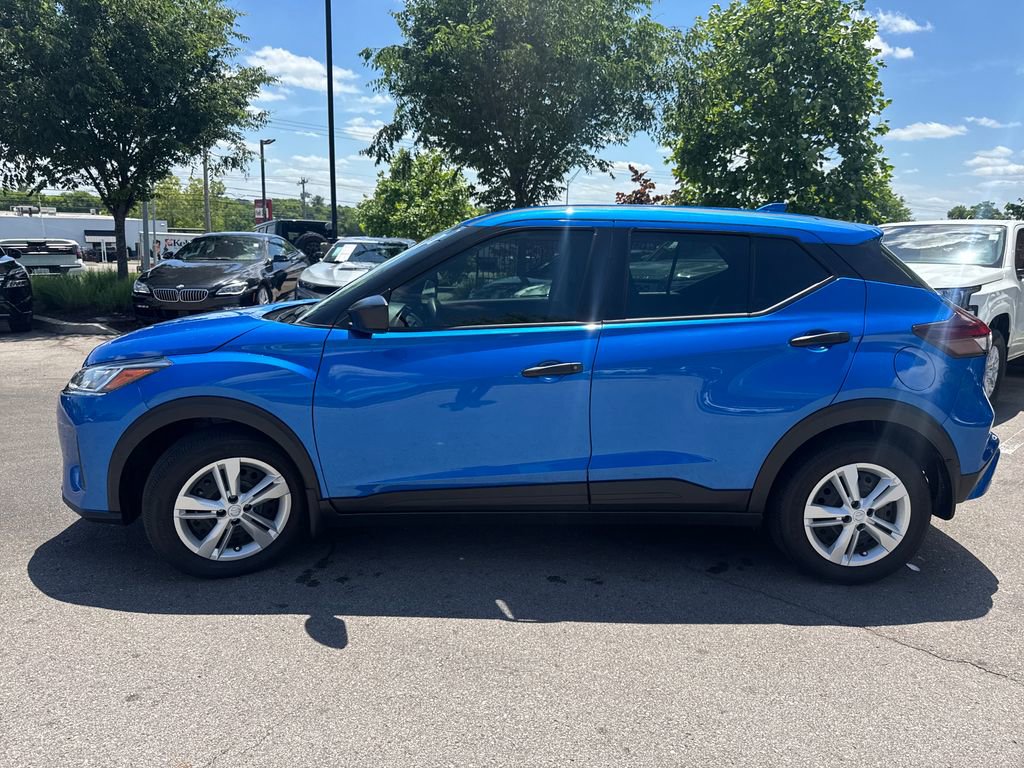 Used 2025 Nissan Kicks Play S FWD image 4