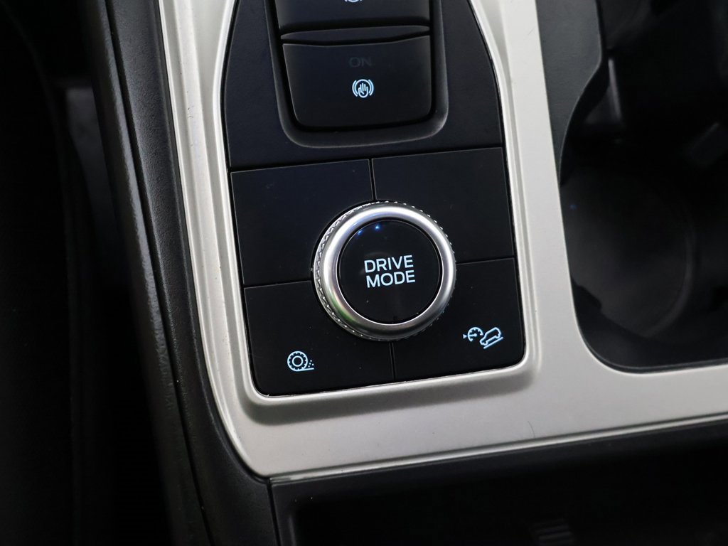 Used 2022 Ford Explorer XLT image 50