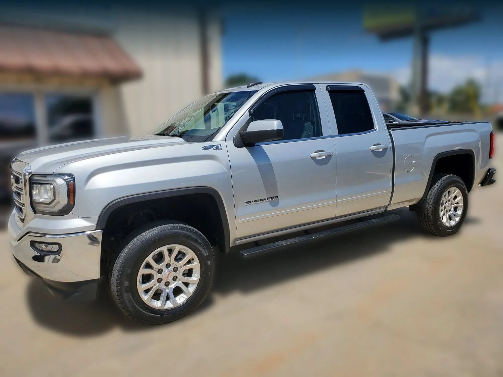 Used 2017 GMC Sierra 1500 SLE w/ SLE Value Package AWD/4WD image 8