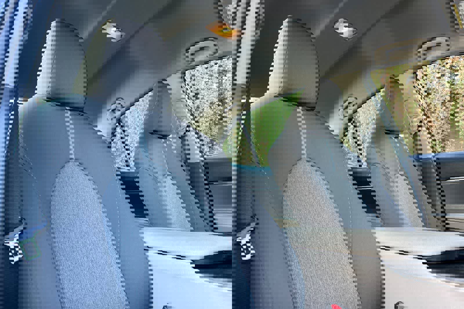 Used 2021 Toyota Camry LE image 18