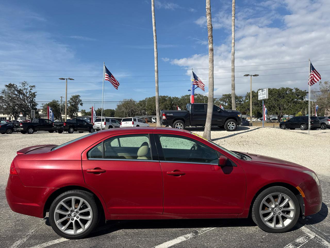 Used 2010 Mercury Milan Premier image 6