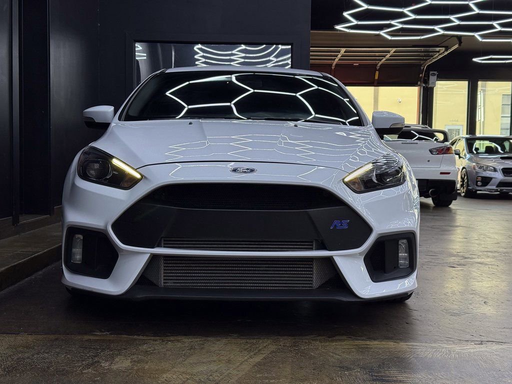 Used 2017 Ford Focus RS image 2