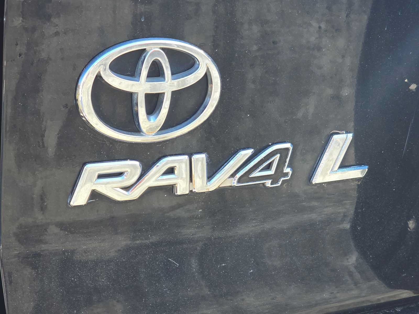 Used 2005 Toyota RAV4 4WD image 5