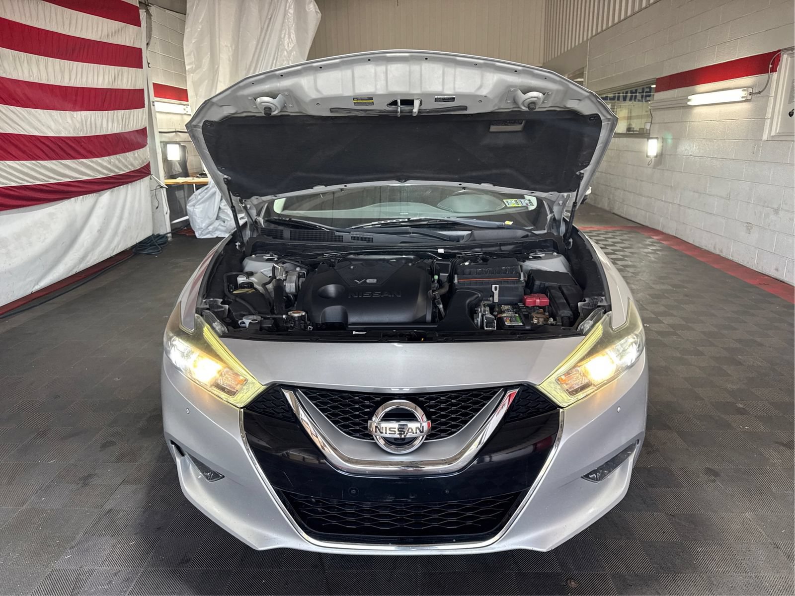 Used 2017 Nissan Maxima Platinum FWD image 11