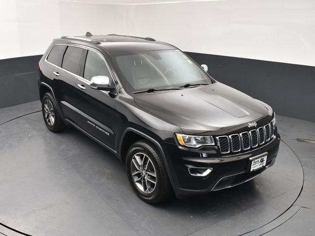 Used 2017 Jeep Grand Cherokee Limited w/ Trailer Tow Group IV AWD/4WD image 13