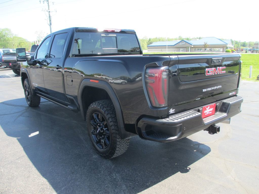 Used 2024 GMC Sierra 2500 AT4 w/ AT4 Premium Plus Package image 10