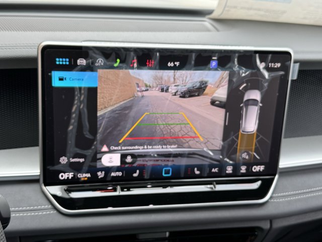 New 2026 Volkswagen Tiguan SE R-Line image 19