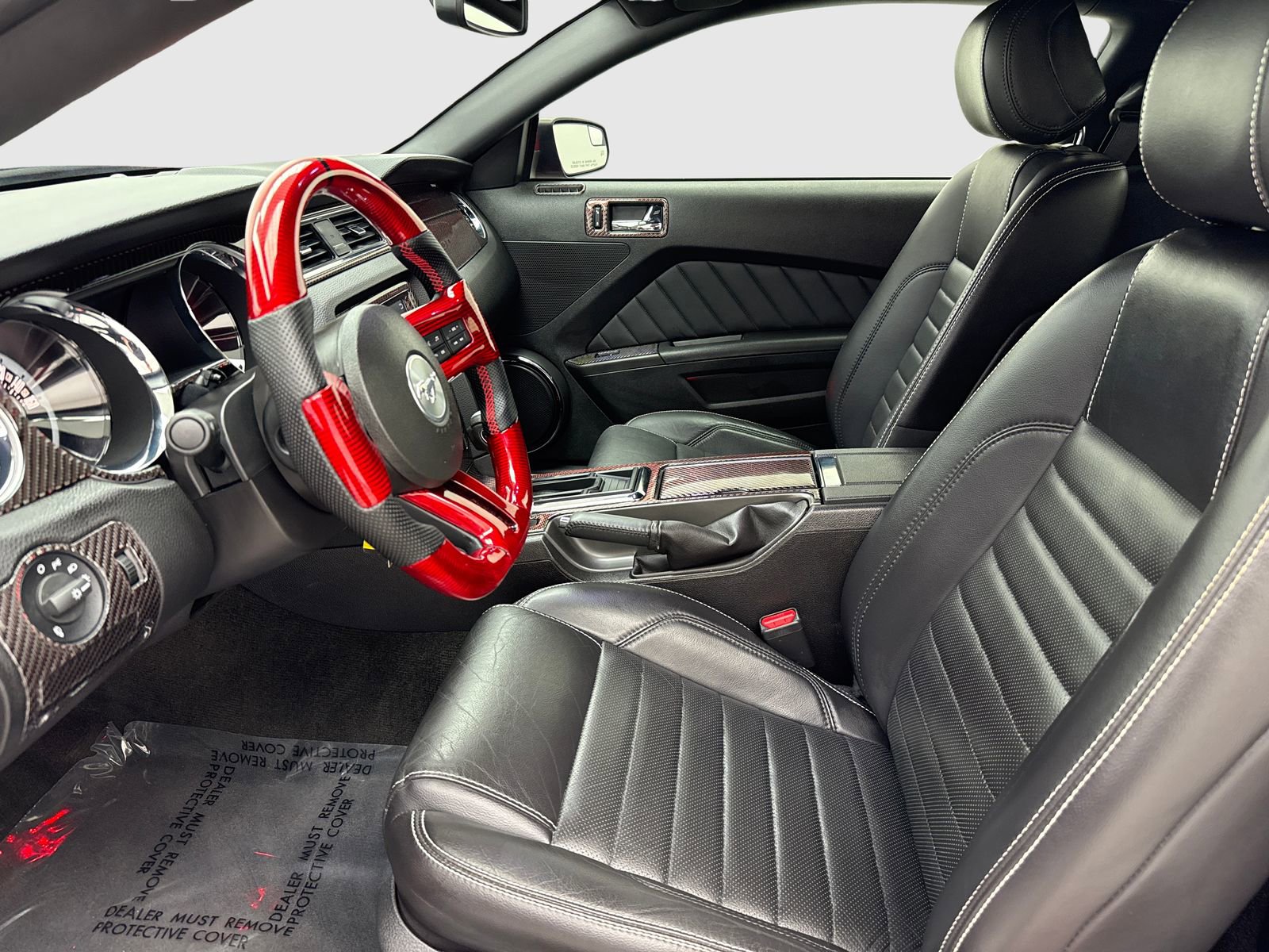 Used 2013 Ford Mustang GT Premium w/ Comfort Pkg image 17