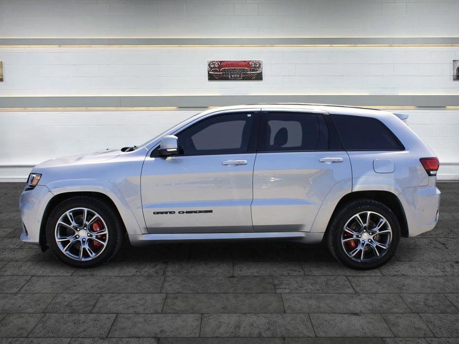 Used 2021 Jeep Grand Cherokee SRT AWD/4WD image 4