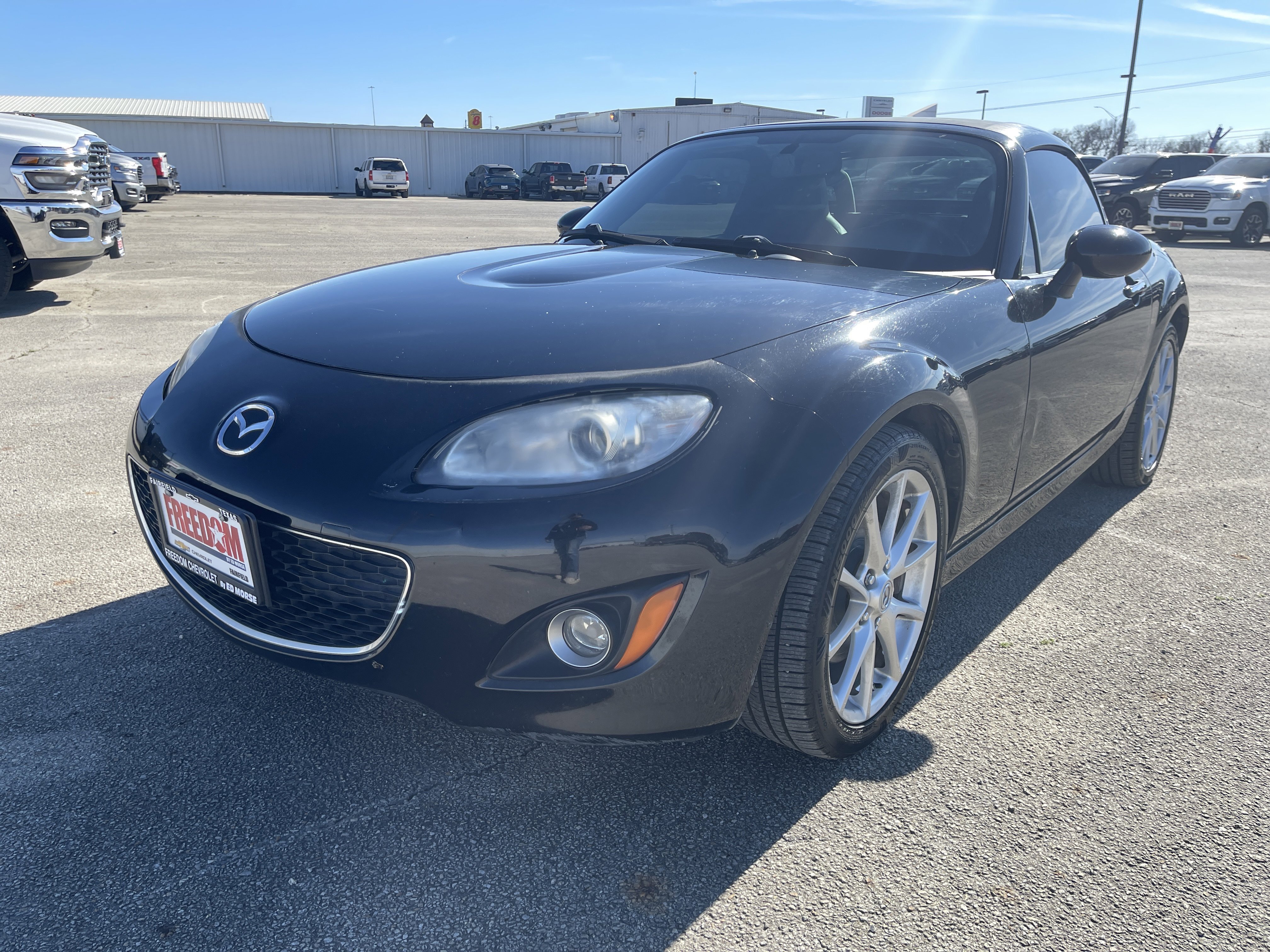 Used 2011 MAZDA MX-5 Miata Touring image 8