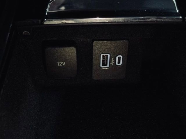 Used 2021 Lincoln Corsair AWD w/ Equipment Group 101A image 31