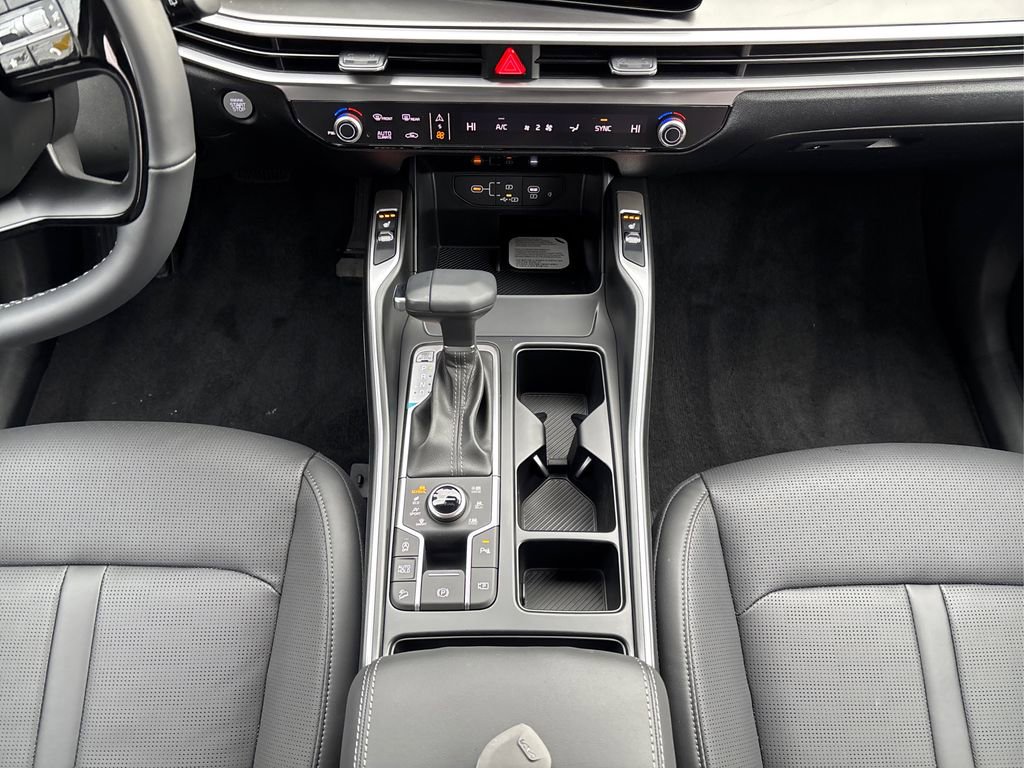 New 2026 Kia Sorento S image 12