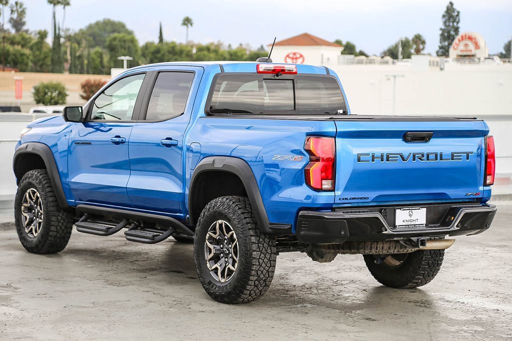 Used 2024 Chevrolet Colorado ZR2 w/ Technology Package image 7