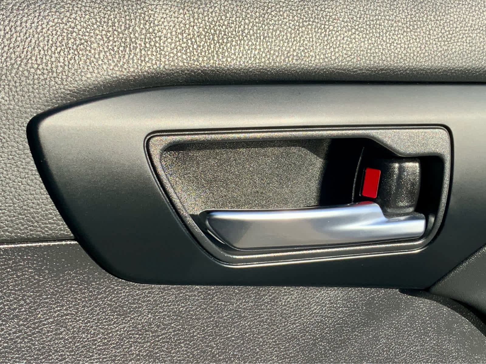 Used 2021 Toyota Highlander XLE image 53