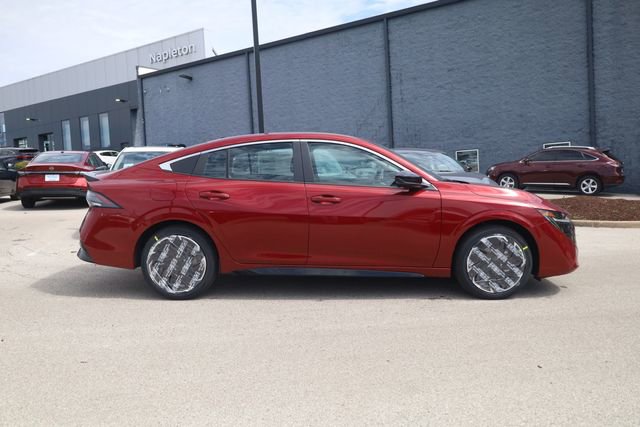 New 2026 Nissan Sentra SR w/ SR Premium Package FWD image 4