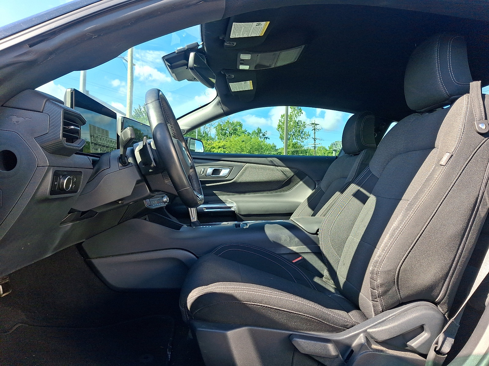 Used 2024 Ford Mustang GT RWD image 12