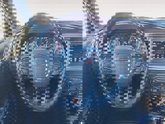 Used 2022 Dodge Charger SXT image 12