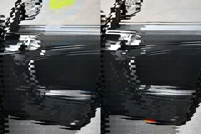 Used 2010 Porsche 911 Turbo image 44