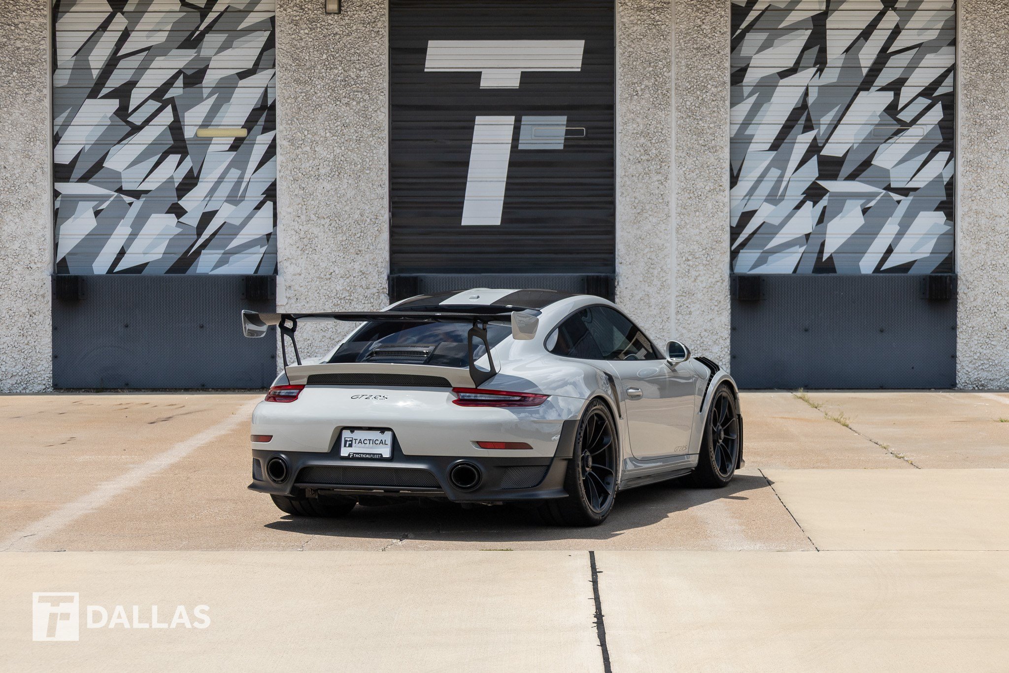 Used 2018 Porsche 911 GT2 RS RWD image 15