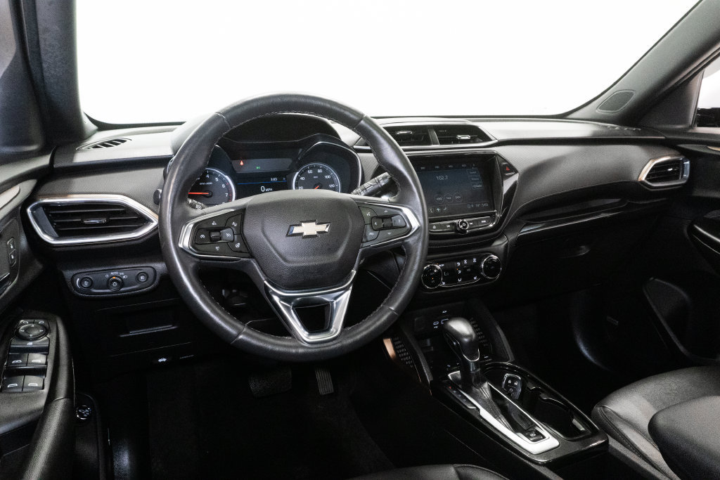Used 2023 Chevrolet TrailBlazer ACTIV w/ Sun and Liftgate Package AWD/4WD image 15
