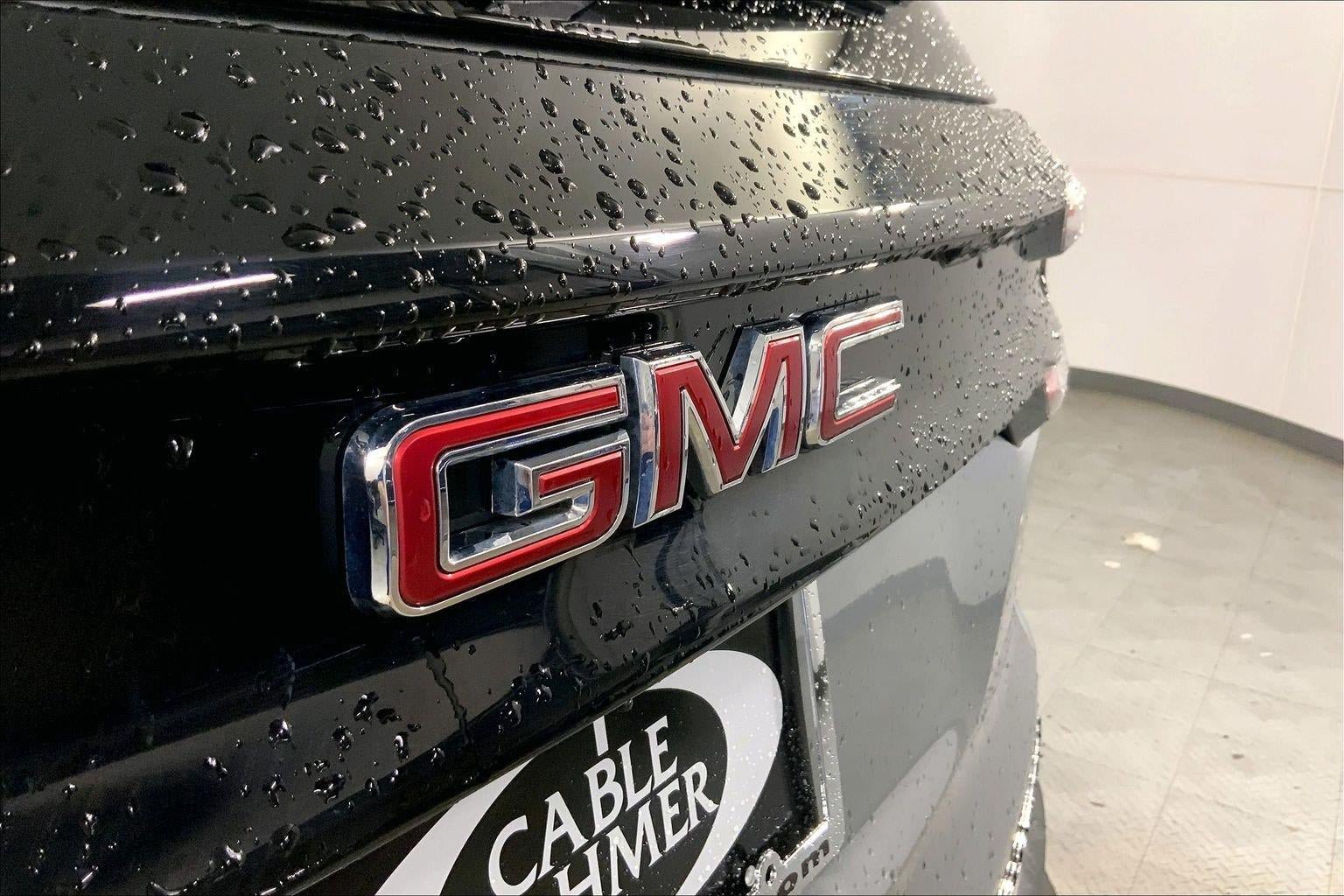 Used 2025 GMC Acadia Elevation FWD image 30