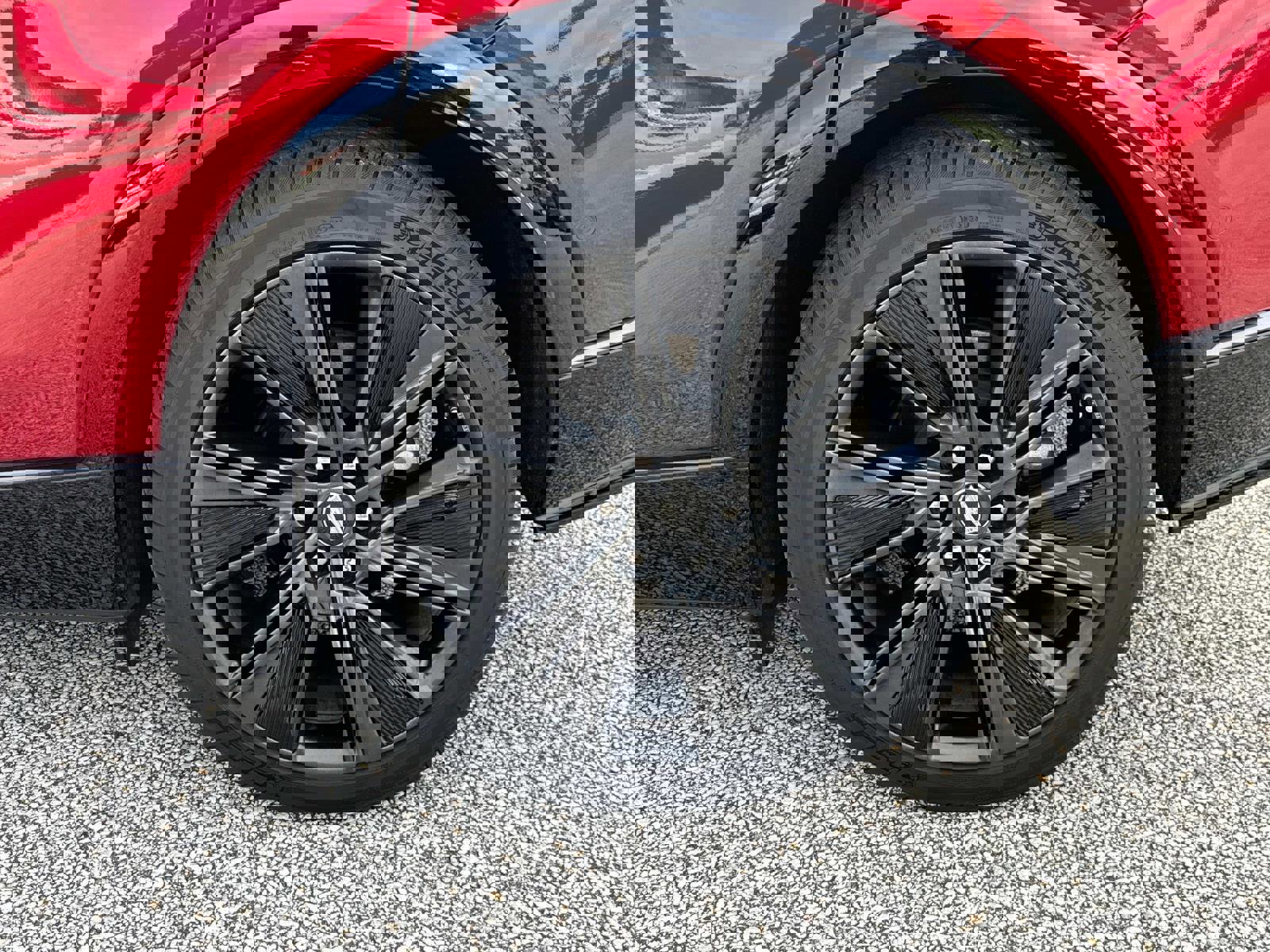 Used 2024 Cadillac Lyriq Sport image 11