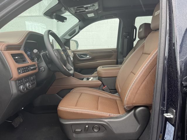 New 2024 Chevrolet Tahoe High Country w/ Advanced Technology Package AWD/4WD image 20