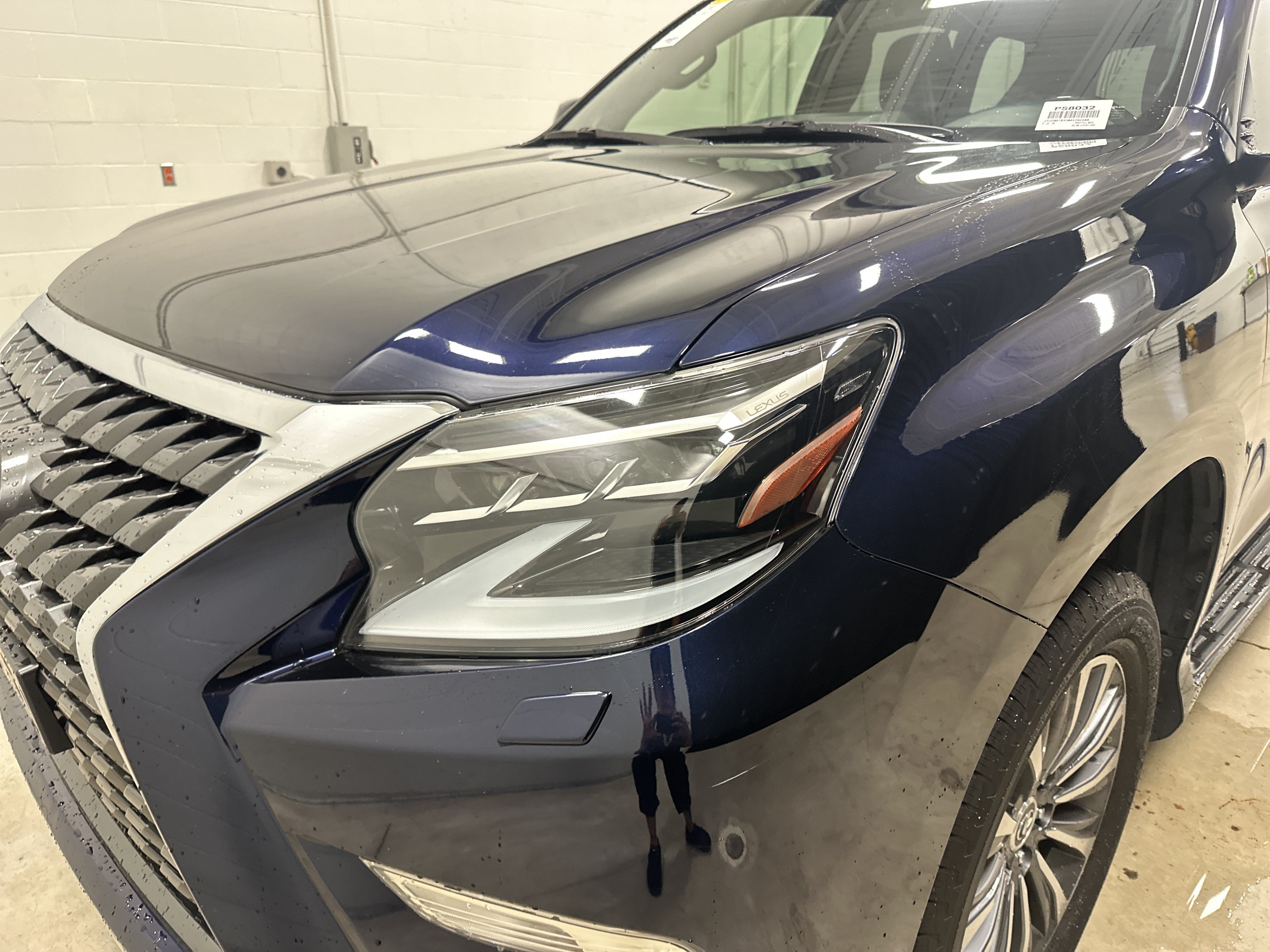 Certified 2021 Lexus GX 460 Luxury w/ Accessory Package AWD/4WD image 6