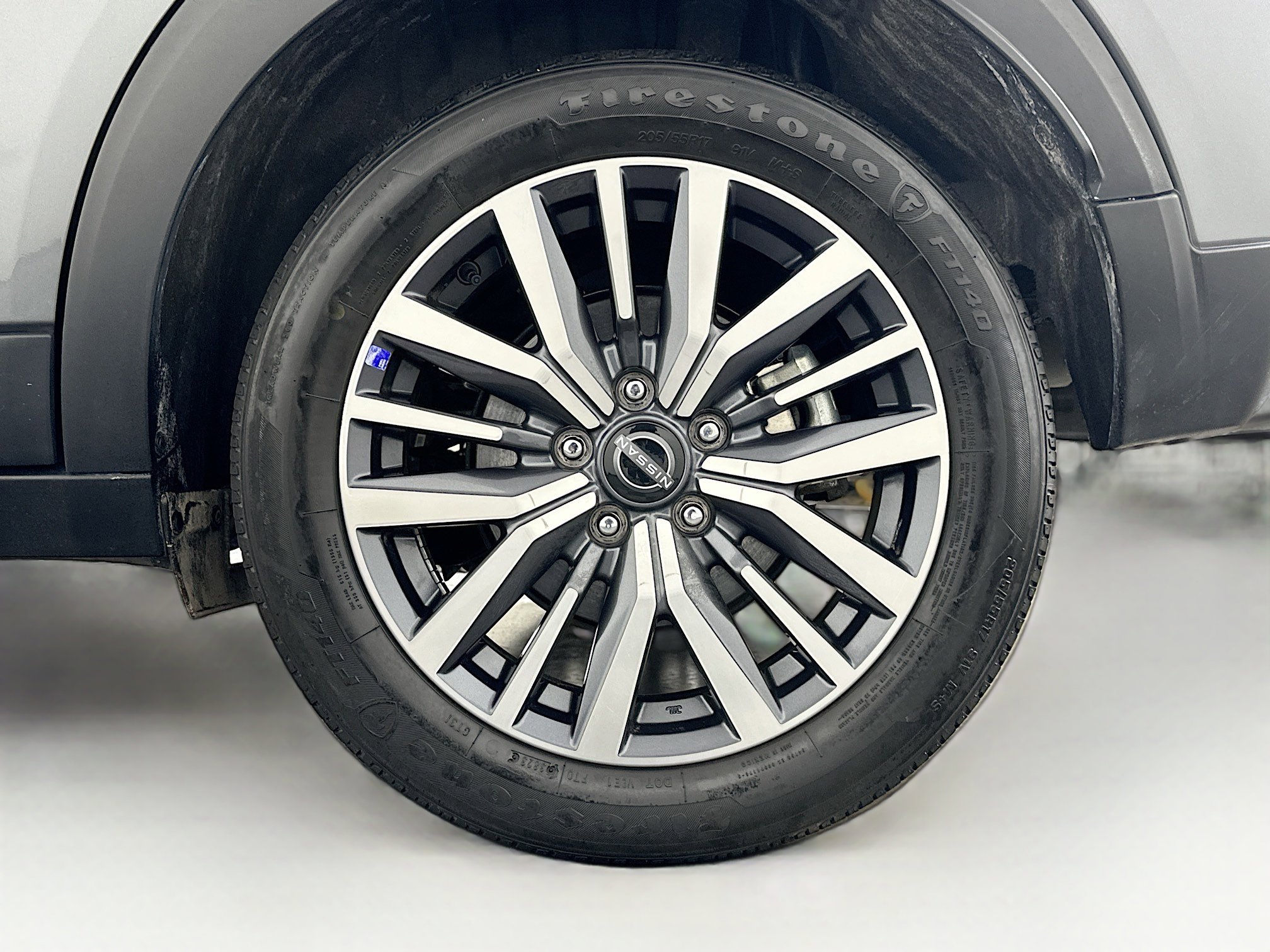 Used 2024 Nissan Kicks SR image 11