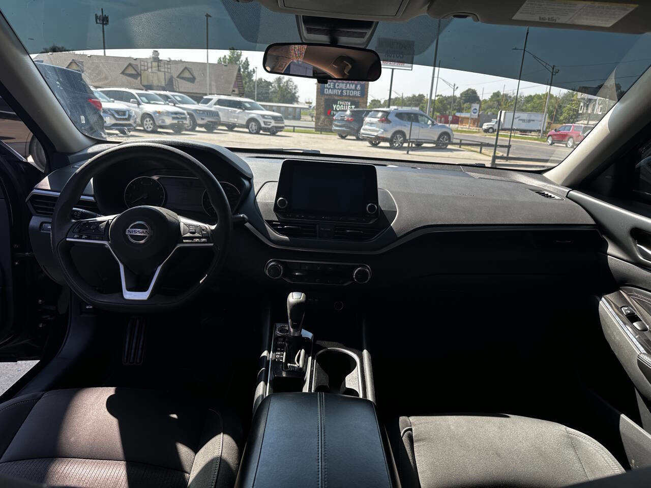 Used 2021 Nissan Altima 2.5 SV image 15