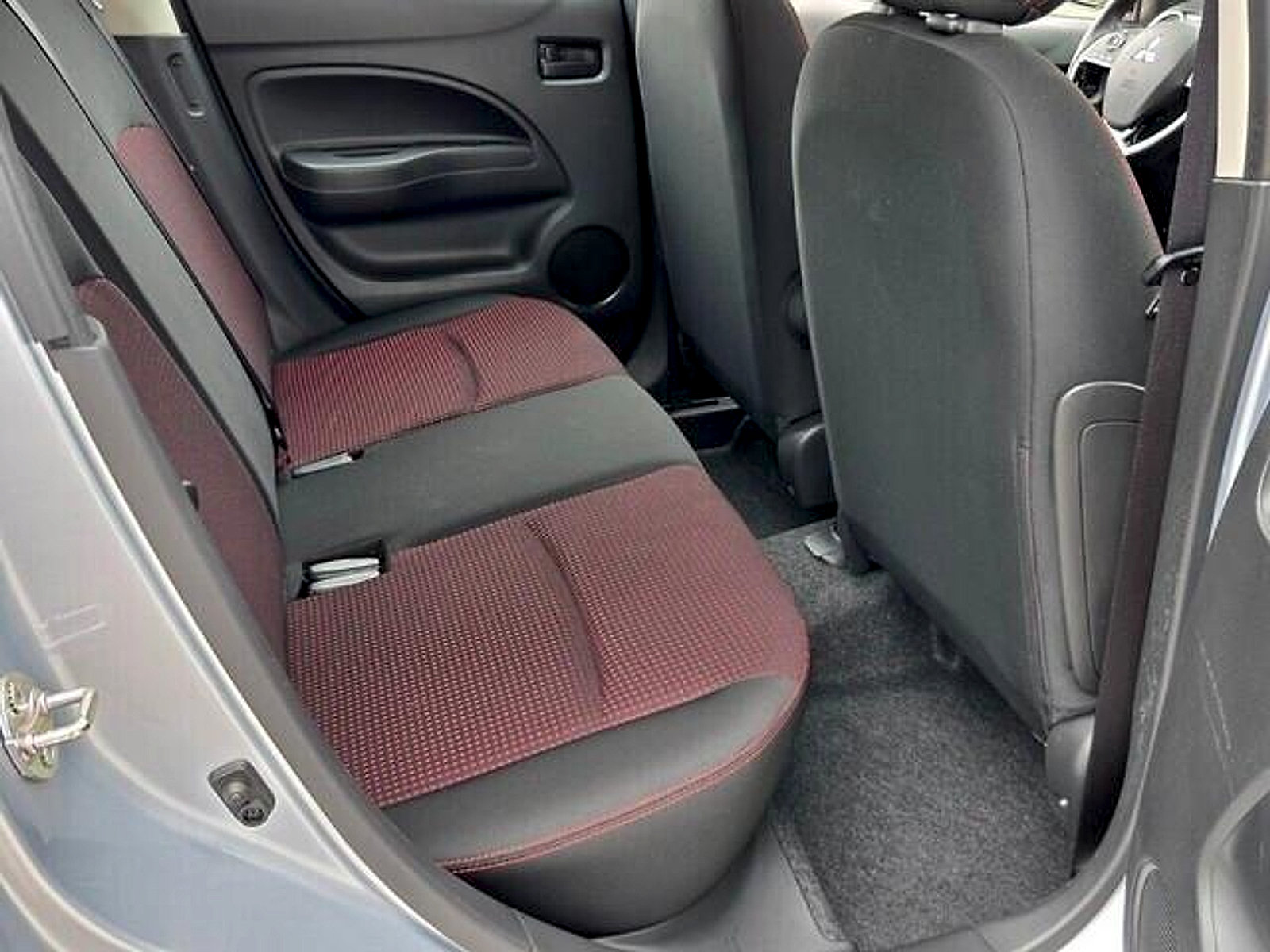 Used 2024 Mitsubishi Mirage Black Edition FWD image 15
