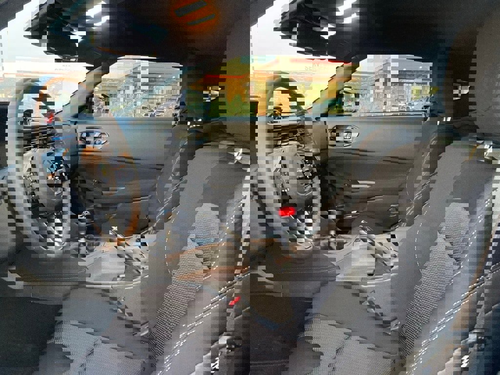 Used 2025 Nissan Z Sport w/ Floor Mat Package image 10