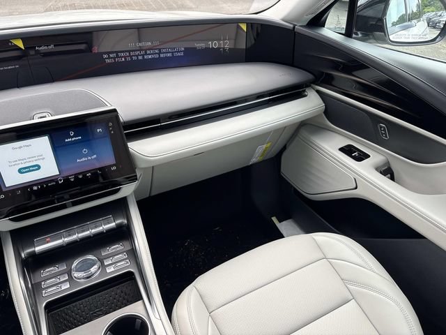 New 2026 Lincoln Nautilus Premier w/ Jet Appearance Package AWD/4WD image 13
