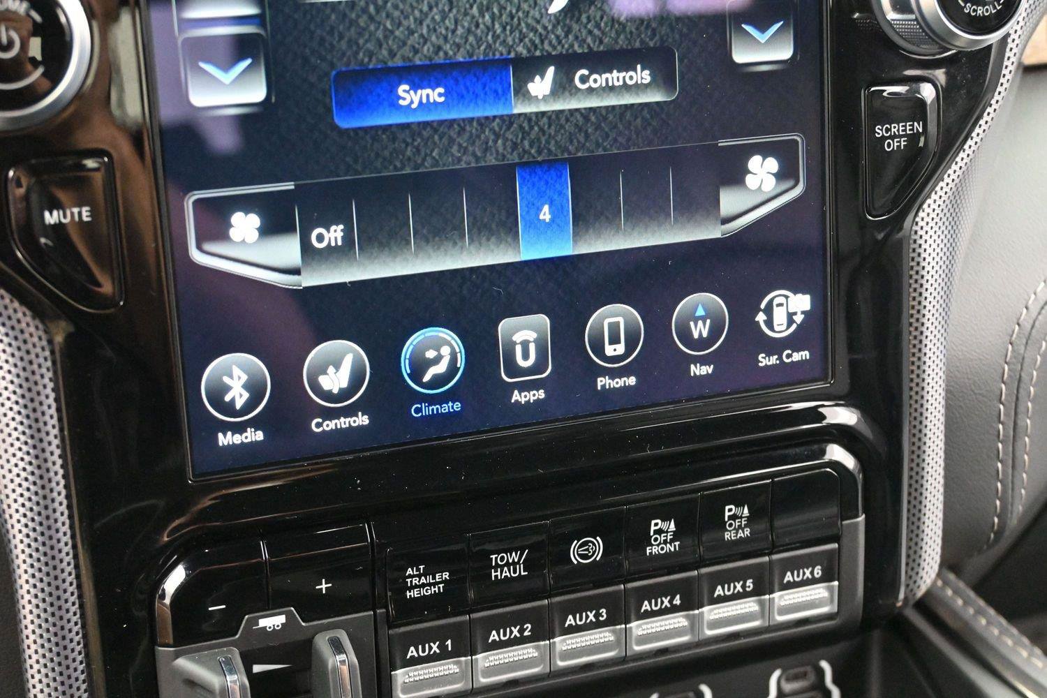 Used 2020 RAM 2500 Limited AWD/4WD image 23