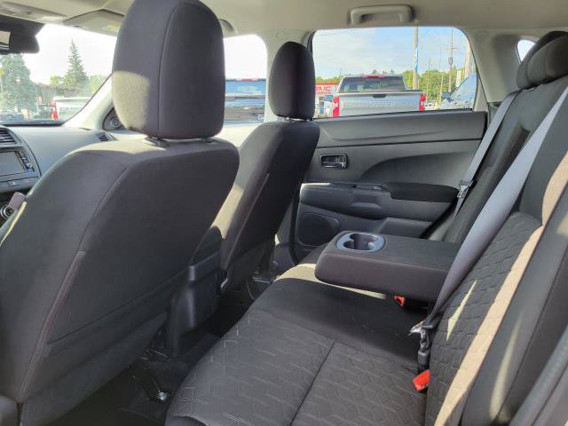 Used 2024 Mitsubishi Outlander Sport AWD image 24