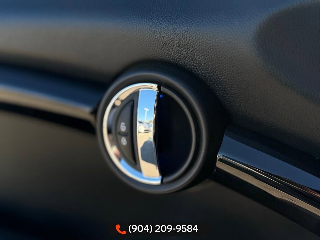 Used 2019 MINI Cooper S image 18