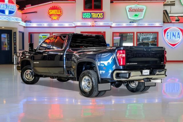 Used 2023 Chevrolet Silverado 3500 LTZ w/ Gooseneck/5TH Wheel Package AWD/4WD image 4