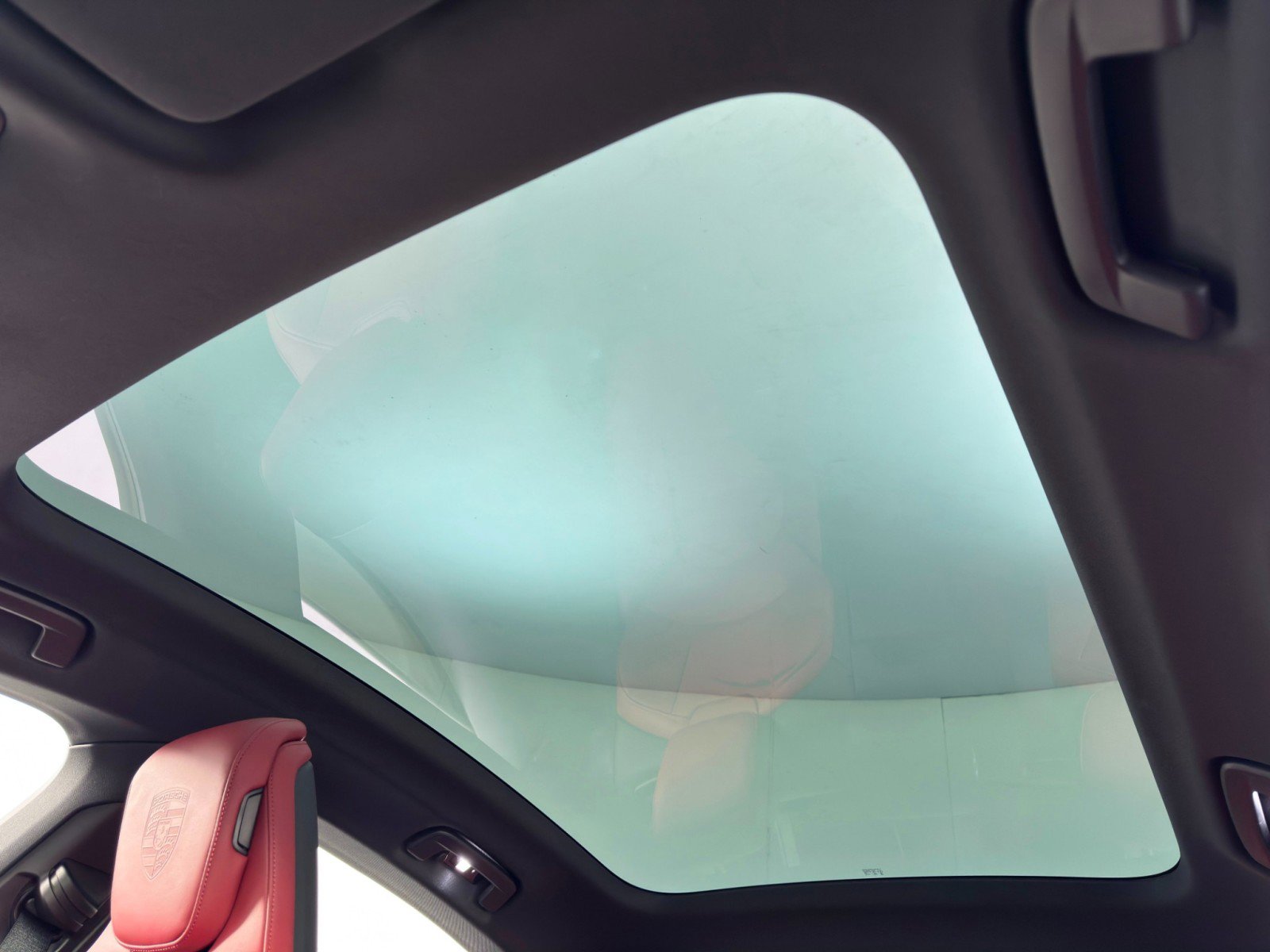 Used 2023 Porsche Taycan w/ Premium Package image 12