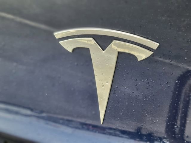 Used 2023 Tesla Model 3 Standard Range image 5