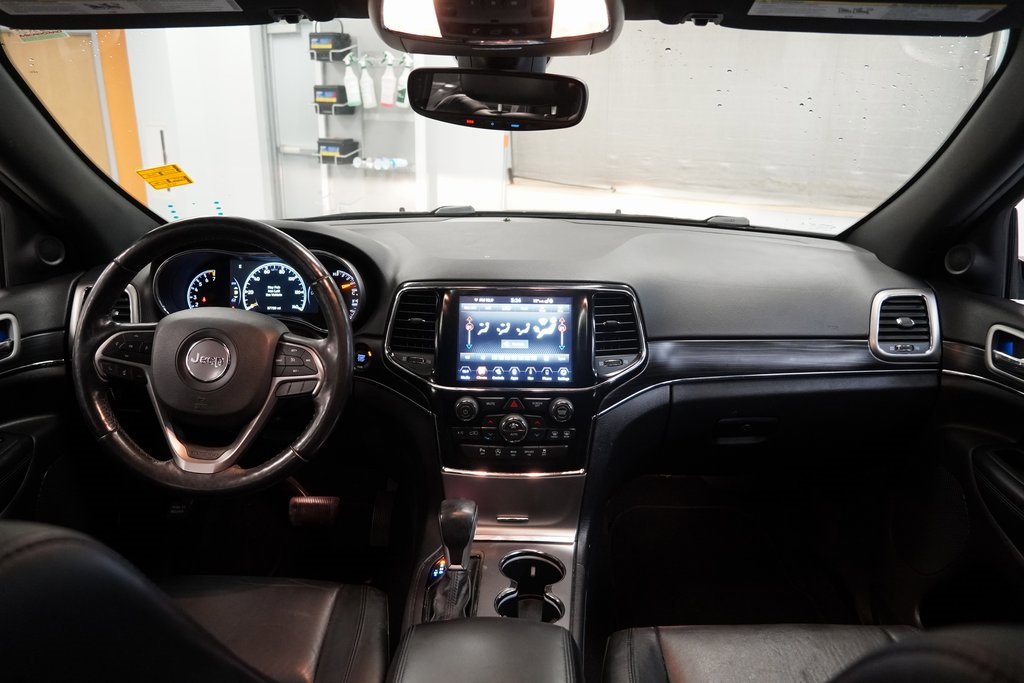 Used 2020 Jeep Grand Cherokee Limited image 20
