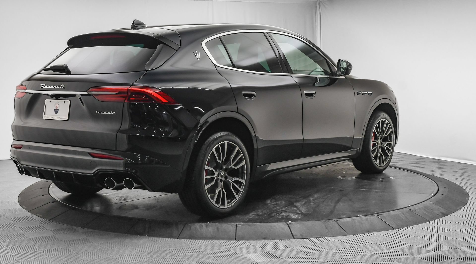 New 2025 Maserati Grecale GT AWD/4WD image 8
