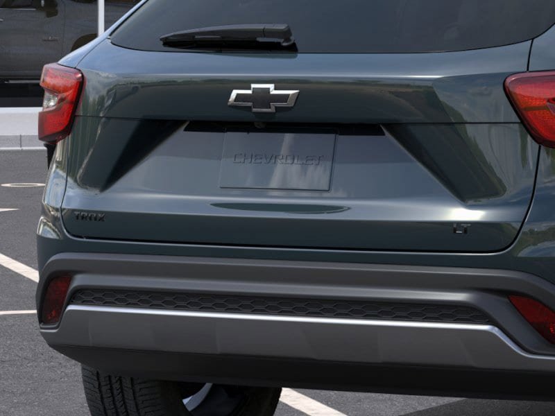 New 2026 Chevrolet Trax LT w/ LPO, Blackout Package FWD image 45